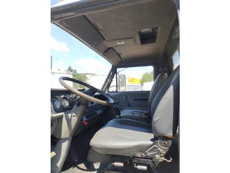 VOLKSWAGEN - 12-140 - 1998/1998 - Cinza - R$ 99.900,00