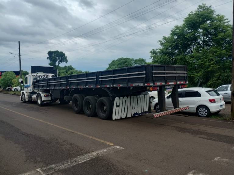 SCANIA - T-113 - 1993/1993 - Branca - R$ 150.000,00
