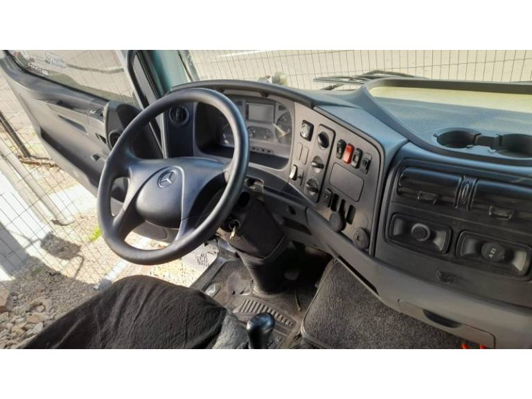MERCEDES-BENZ - ATEGO 2425 - 2009/2009 - Branca - R$ 290.000,00