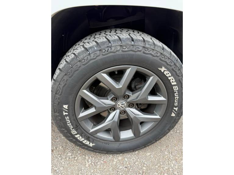 VOLKSWAGEN - AMAROK - 2020/2020 - Branca - R$ 169.900,00