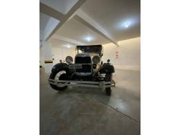 FORD - A - 1928/1928 - Bege - R$ 250.000,00