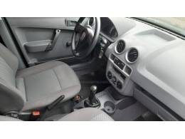 VOLKSWAGEN - GOL - 2011/2012 - Preta - R$ 23.000,00