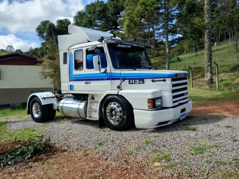 SCANIA - T-113 - 1993/1993 - Branca - R$ 150.000,00