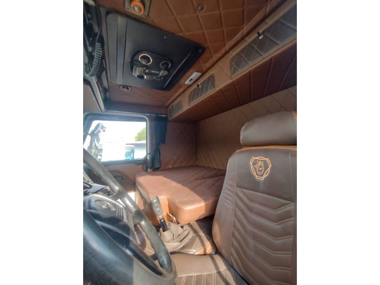 SCANIA - R-113 - 1997/1998 - Branca - R$ 145.000,00