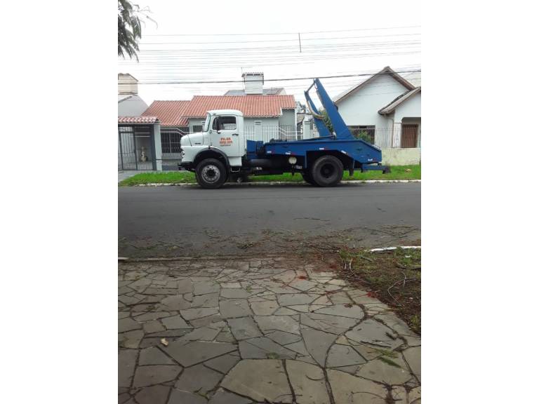 MERCEDES-BENZ - L-1313 - 1974/1974 - Branca - R$ 99.000,00