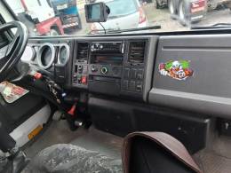 FORD - CARGO 815 - 2011/2012 - Branca - R$ 189.900,00