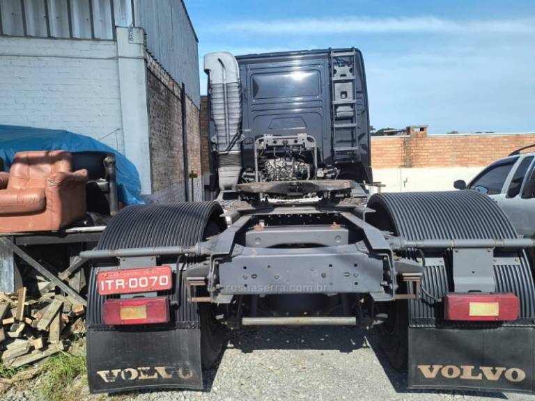 VOLVO - FH - 2007/2007 - Preta - R$ 185.000,00