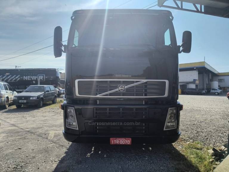 VOLVO - FH - 2007/2007 - Preta - R$ 185.000,00