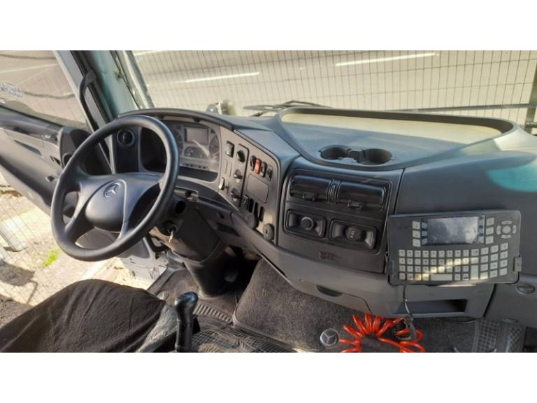 MERCEDES-BENZ - ATEGO 2425 - 2009/2009 - Branca - R$ 290.000,00