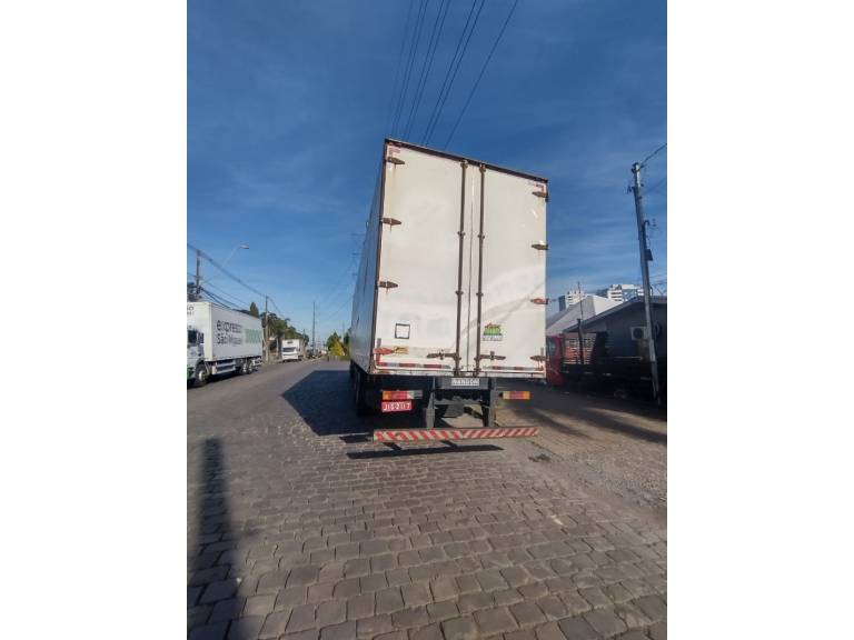 MERCEDES-BENZ - ATEGO 2425 - 2010/2010 - Branca - R$ 275.000,00