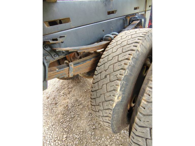 CHEVROLET - D-60 - 1980/1980 - Azul - R$ 58.000,00
