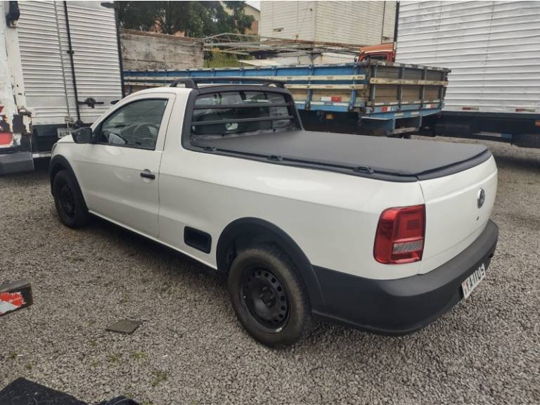 VOLKSWAGEN - SAVEIRO - 2018/2018 - Branca - R$ 52.000,00