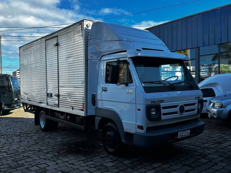 VOLKSWAGEN - 9-150 - 2011/2011 - Branca - R$ 188.000,00