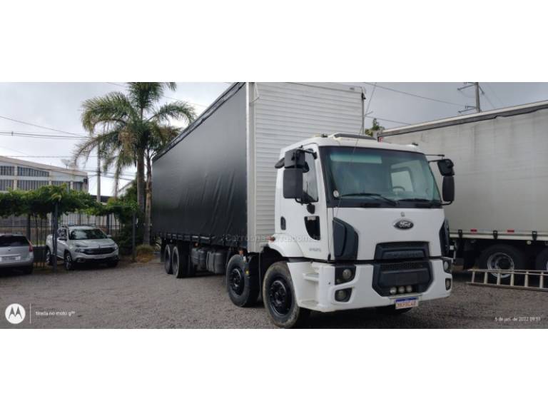 FACCHINI - SIDER - 2000/2000 - Preta - R$ 38.000,00