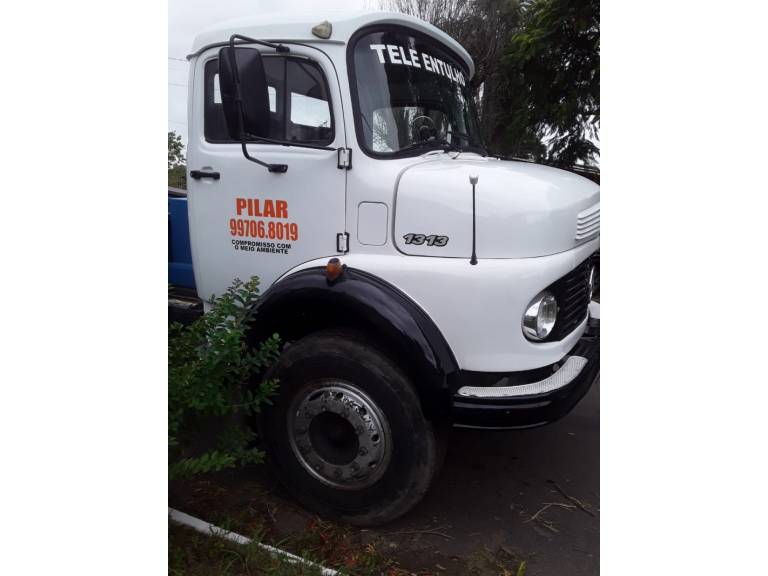 MERCEDES-BENZ - L-1313 - 1974/1974 - Branca - R$ 99.000,00
