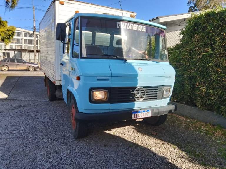 MERCEDES-BENZ - 608 - 1985/1985 - Azul - R$ 68.000,00