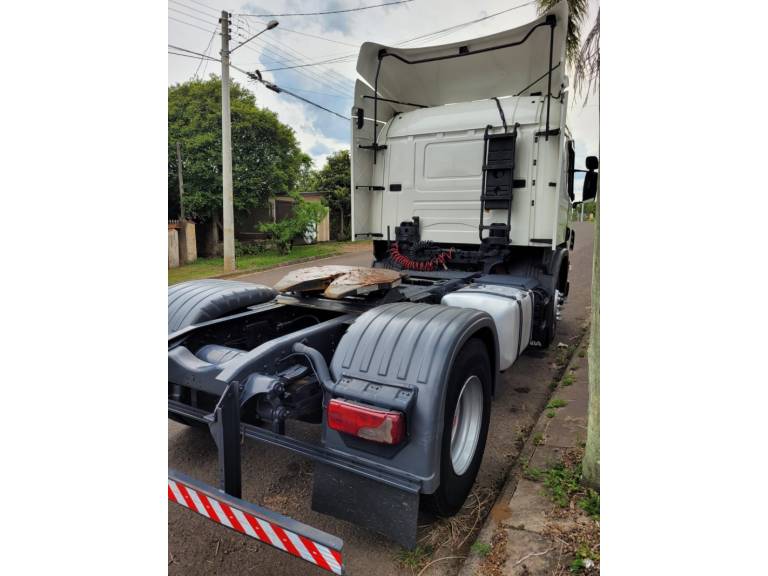 SCANIA - P-114 - 2007/2008 - Branca - R$ 178.000,00