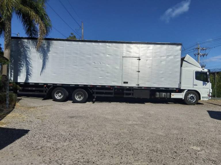MERCEDES-BENZ - ATEGO 2425 - 2009/2009 - Branca - R$ 290.000,00