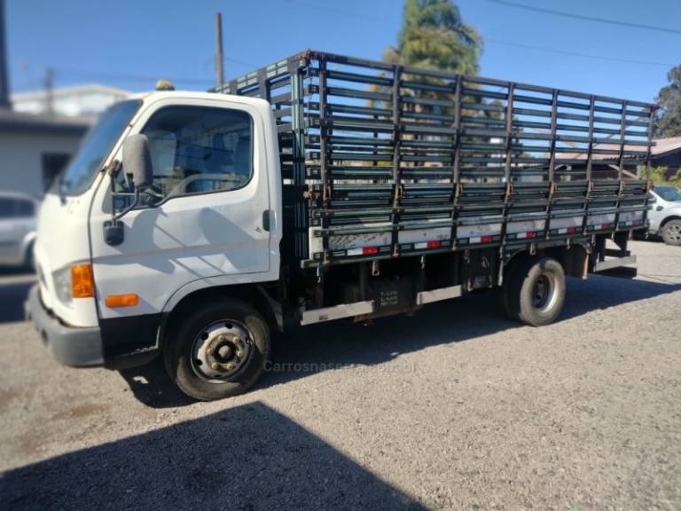 HYUNDAI - HD78 - 2011/2012 - Branca - R$ 13.000,00