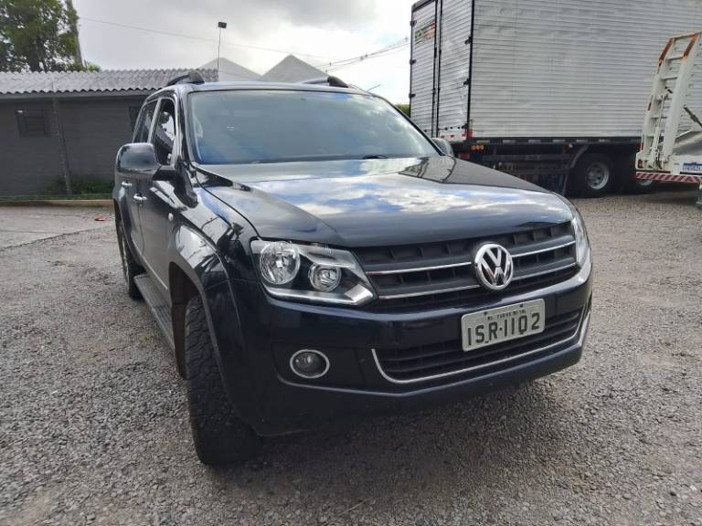 VOLKSWAGEN - AMAROK - 2011/2012 - Preta - R$ 89.000,00