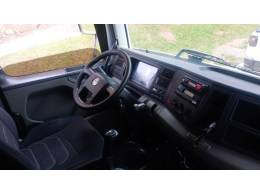 VOLKSWAGEN - 13-180 - 2010/2010 - Prata - R$ 178.000,00