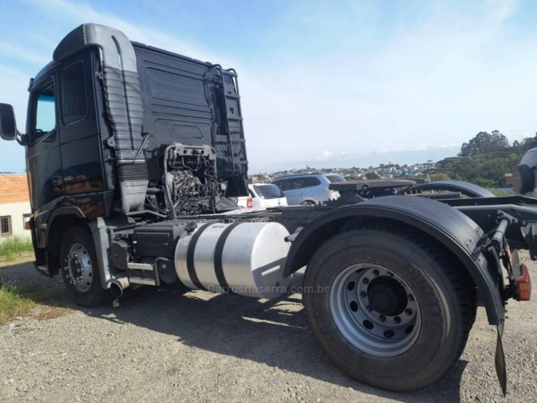 VOLVO - FH - 2007/2007 - Preta - R$ 185.000,00