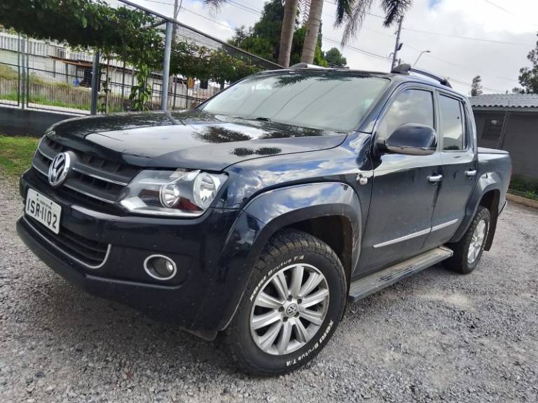 VOLKSWAGEN - AMAROK - 2011/2012 - Preta - R$ 89.000,00