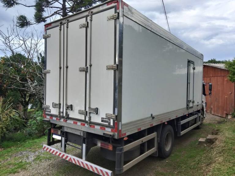 MERCEDES-BENZ - ATEGO 1726 - 2013/2013 - Branca - R$ 395.000,00