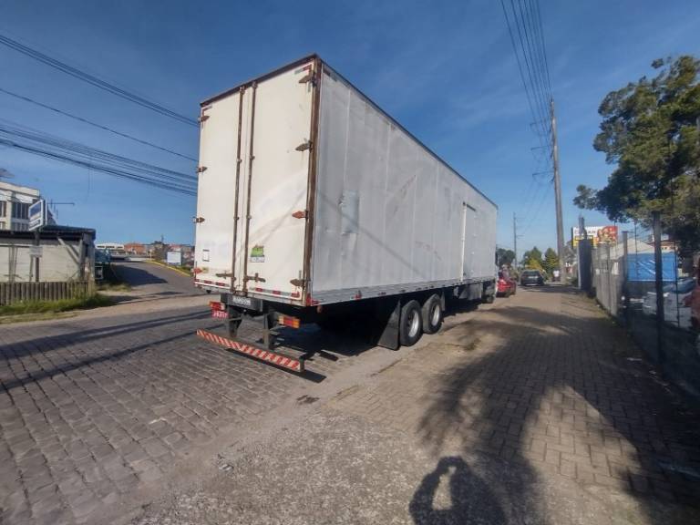 MERCEDES-BENZ - ATEGO 2425 - 2010/2010 - Branca - R$ 275.000,00