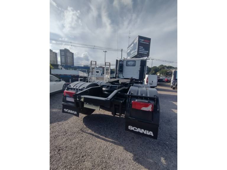 SCANIA - R-113 - 1997/1998 - Branca - R$ 145.000,00